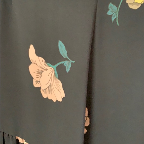 Skirt - Picture 3 of 5